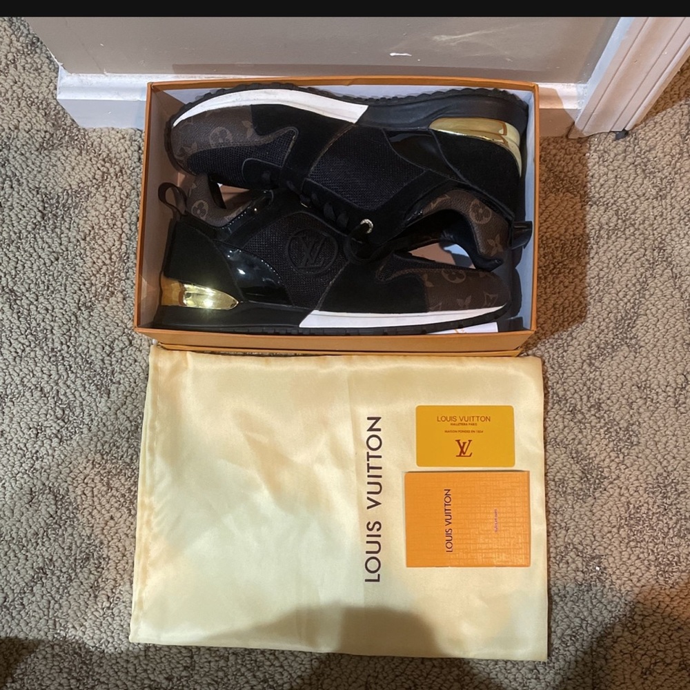 Louis Vuitton Sneakers